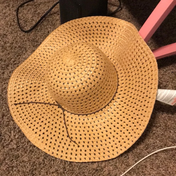 Sun hat - Picture 1 of 1